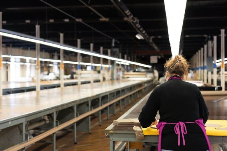 Automate Your Online Clothing Business with Make in 2026: No-Code Workflows for Inventory, Orders & Customers